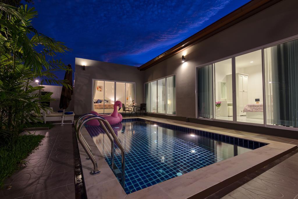 Private New Pool Villa Near Laguna หาดบางเทา ภายนอก รูปภาพ