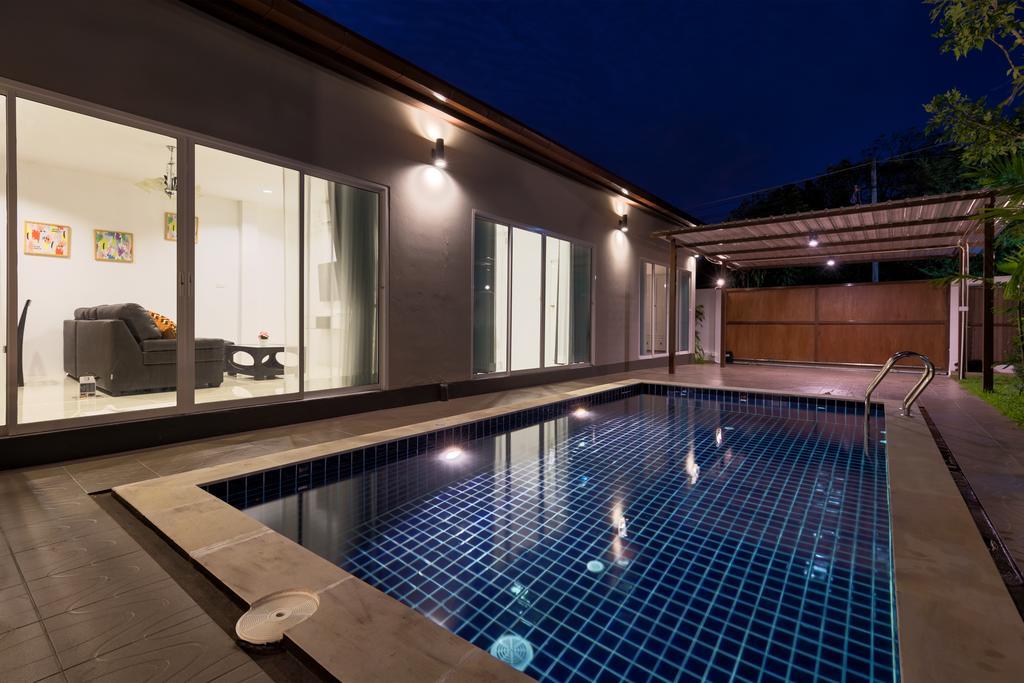 Private New Pool Villa Near Laguna หาดบางเทา ภายนอก รูปภาพ