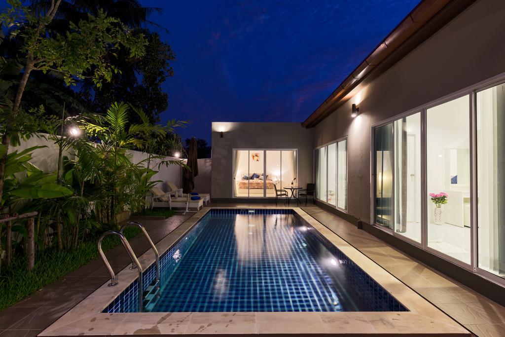 Private New Pool Villa Near Laguna หาดบางเทา ภายนอก รูปภาพ