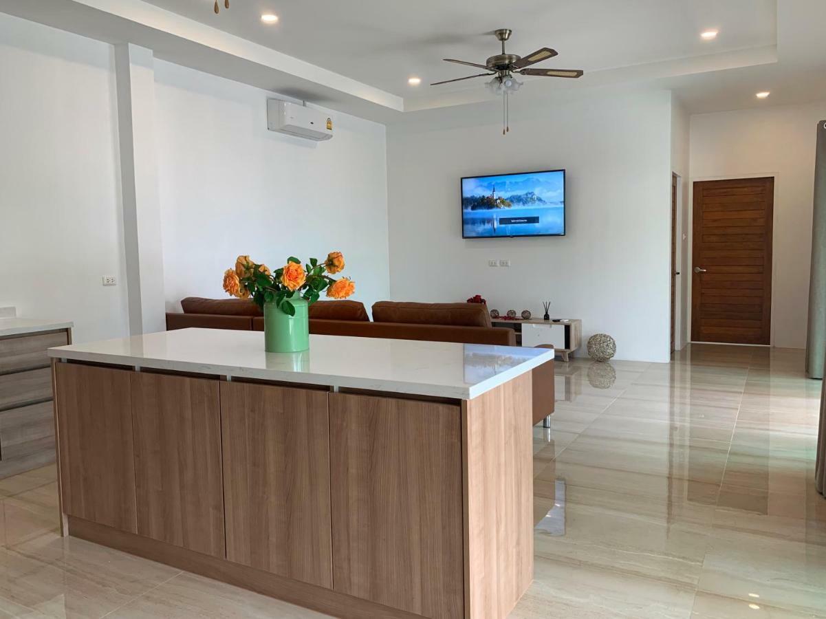 Private New Pool Villa Near Laguna หาดบางเทา ภายนอก รูปภาพ