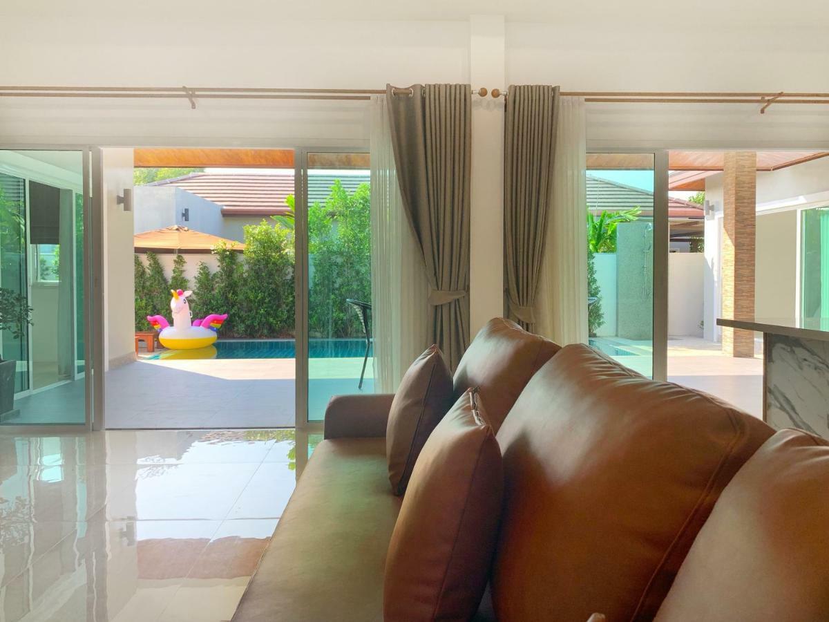 Private New Pool Villa Near Laguna หาดบางเทา ภายนอก รูปภาพ